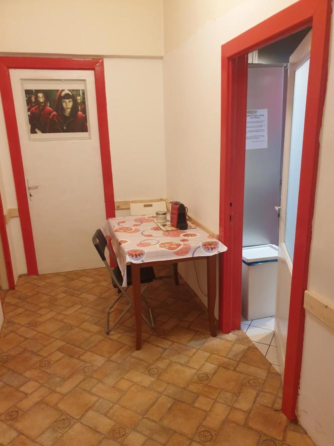 Ferienwohnung La Casa De Danel Bukarest Exterior foto